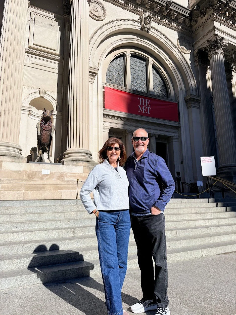 メトラッハ(METTLACH)額装陶板画パテシュールパテ『ニンフとキューピッド』 A Perfect New York Day: The Met, Central Park, and The Plaza